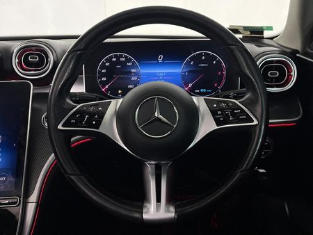 2022-Mercedes-Benz-C-Class-C-220d-Auto_11