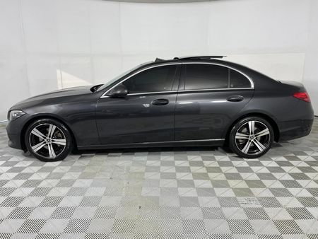 2022-Mercedes-Benz-C-Class-C-220d-Auto_19