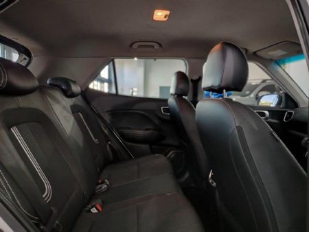 2022-Hyundai-Venue-10-TGDI-Fluid-DCT_12