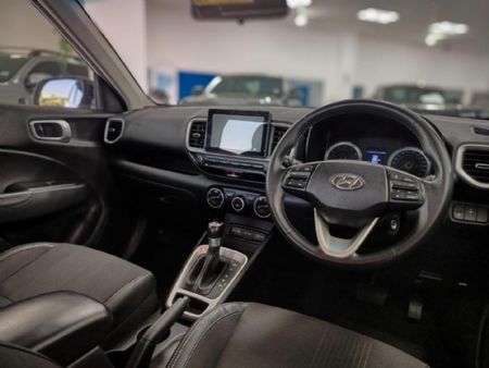 2022-Hyundai-Venue-10-TGDI-Fluid-DCT_20