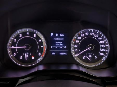 2022-Hyundai-Venue-10-TGDI-Fluid-DCT_21