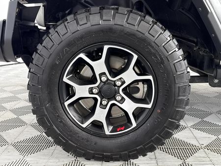 2023-Jeep-Wrangler-Unlimited-Rubicon-36-V6_4