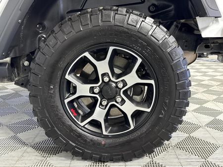 2023-Jeep-Wrangler-Unlimited-Rubicon-36-V6_6