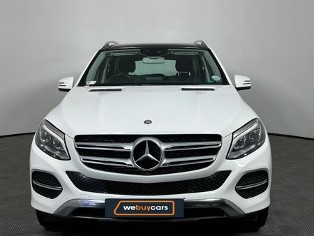 2016-Mercedes-Benz-GLE-350d-4Matic_15