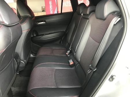2025-Toyota-Corolla-Cross-18-GR-S-Hybrid_9