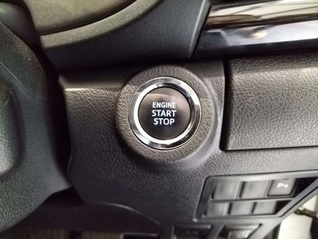 2024-Toyota-Hilux-28-GD-6-Raised-Body-Legend-Auto-Double-Cab_9
