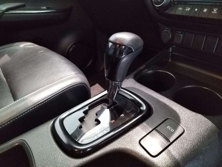 2024-Toyota-Hilux-28-GD-6-Raised-Body-Legend-Auto-Double-Cab_10