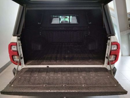 2024-Toyota-Hilux-28-GD-6-Raised-Body-Legend-Auto-Double-Cab_14