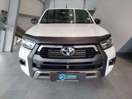 2024-Toyota-Hilux-28-GD-6-Raised-Body-Legend-Auto-Double-Cab_1