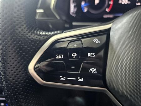 2023-Volkswagen-Tiguan-Allspace-14-TSI-R-Line-DSG-Auto_16