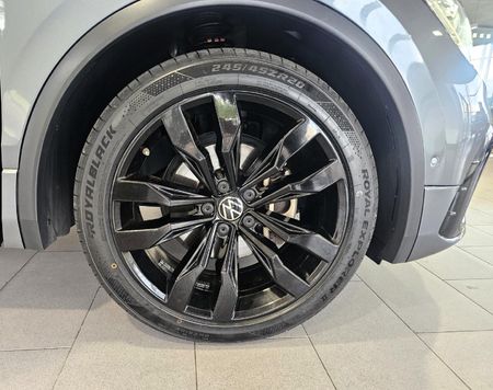 2023-Volkswagen-Tiguan-Allspace-14-TSI-R-Line-DSG-Auto_5