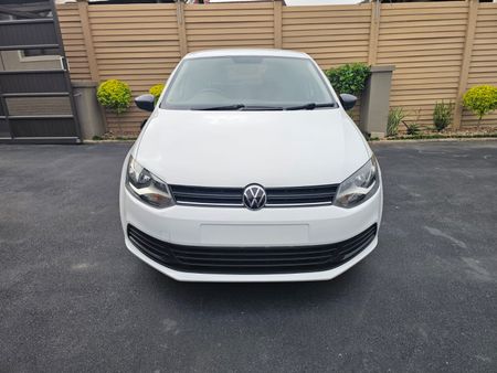 2022-Volkswagen-Polo-Vivo-14-Hatch-74000-KM_1