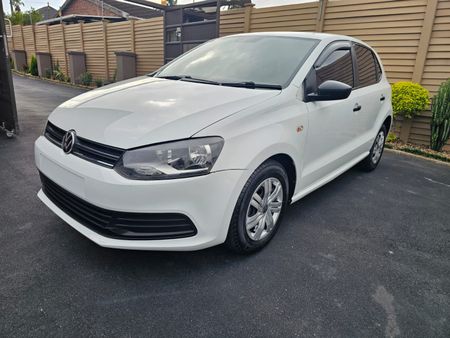 2022-Volkswagen-Polo-Vivo-14-Hatch-74000-KM_2
