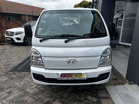 2023-Hyundai-H100-Bakkie-26D-Dropside_2