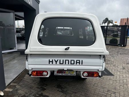 2023-Hyundai-H100-Bakkie-26D-Dropside_4