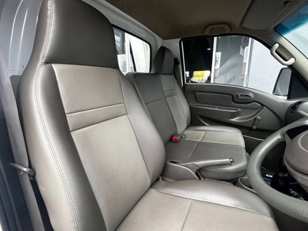 2023-Hyundai-H100-Bakkie-26D-Dropside_7