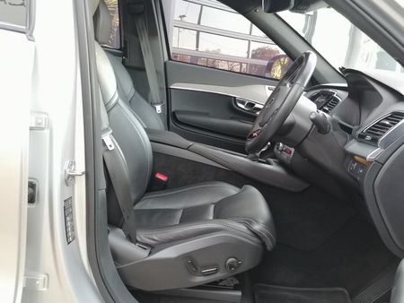 2021-Volvo-XC90-D5-R-Design-AWD_4