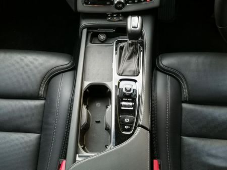 2021-Volvo-XC90-D5-R-Design-AWD_7