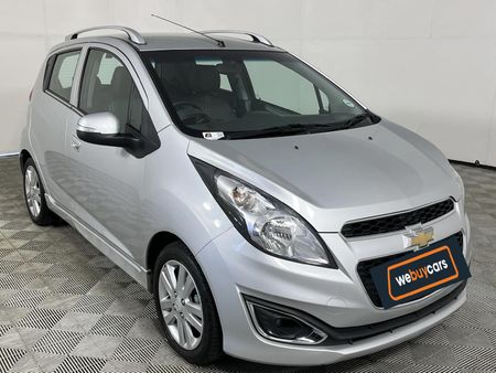 2015-Chevrolet-Spark-12-LT_15