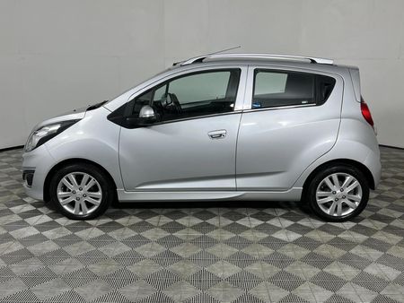 2015-Chevrolet-Spark-12-LT_18