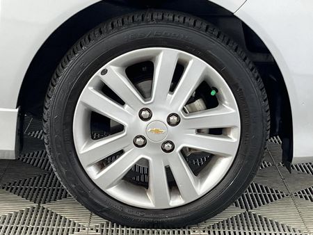 2015-Chevrolet-Spark-12-LT_5
