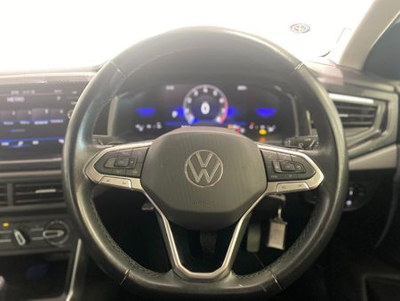 2025-Volkswagen-Polo-10-TSI-Life-Auto-DSG_14