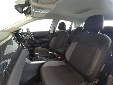 2025-Volkswagen-Polo-10-TSI-Life-Auto-DSG_23