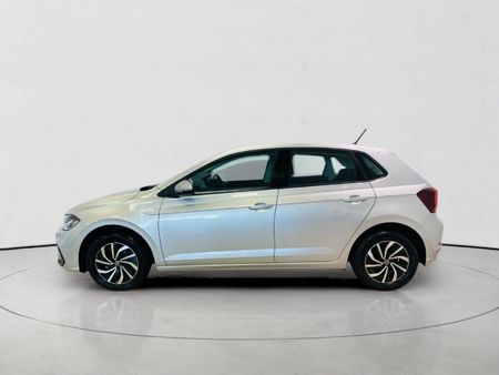 2025-Volkswagen-Polo-10-TSI-Life-Auto-DSG_5