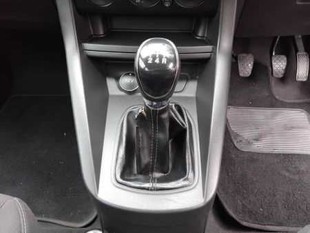 2018-Ford-Figo-15Ti-VCT-Ambiente-5-dr_12