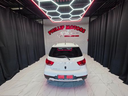 2019-Haval-H1-15-VVT_11