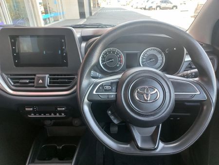 2024-Toyota-Starlet-15-XS_12
