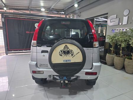 2002-Daihatsu-Terios-13_11