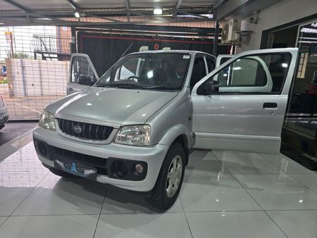 2002-Daihatsu-Terios-13_7