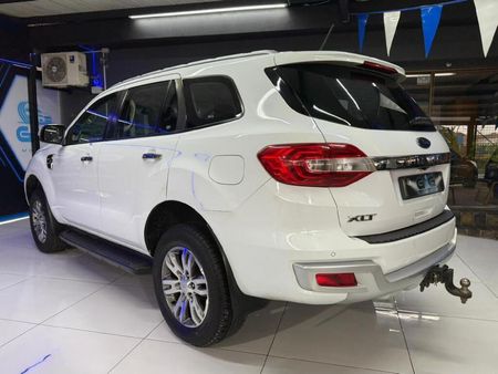2019-Ford-Everest-22-TDCi-XLT-Auto_14