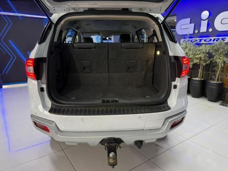 2019-Ford-Everest-22-TDCi-XLT-Auto_16