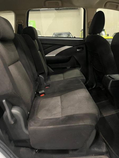 2021-Mitsubishi-Xpander-15-Auto_12