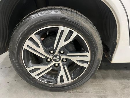 2021-Mitsubishi-Xpander-15-Auto_8