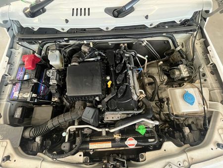 2020-Suzuki-Jimny-15-GLX-Auto_9