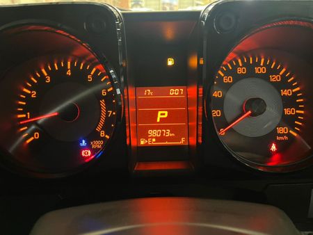 2020-Suzuki-Jimny-15-GLX-Auto_10