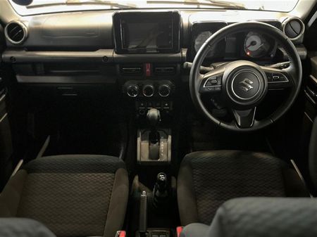 2020-Suzuki-Jimny-15-GLX-Auto_11