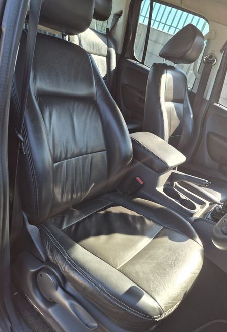 2015-Volkswagen-Amarok-20-TDI-Trendline-103kW-Double-Cab_9