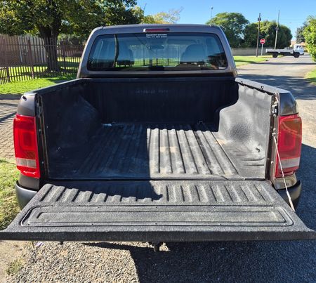 2015-Volkswagen-Amarok-20-TDI-Trendline-103kW-Double-Cab_5