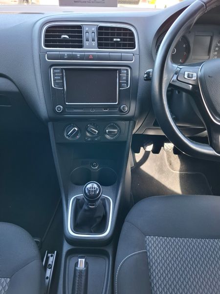 2018-Volkswagen-Polo-Vivo-16-Highline-5-dr_9