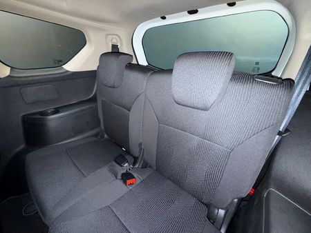 2026-Suzuki-Ertiga-15-GA_10