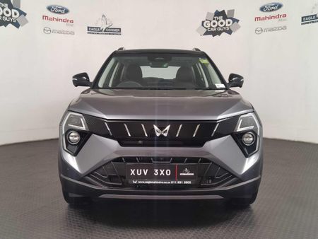 2026-Mahindra-XUV-3XO-12T-AX7L_1