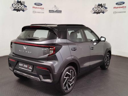 2026-Mahindra-XUV-3XO-12T-AX7L_7