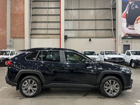 2023-Toyota-RAV4-25-GX-R-Hyrbid-CVT-E-Four_1
