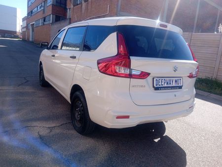 2025-Suzuki-Ertiga-15-GL_5