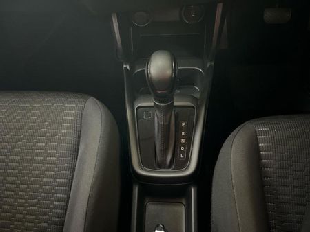 2025-Suzuki-Swift-12-GL-Auto_17