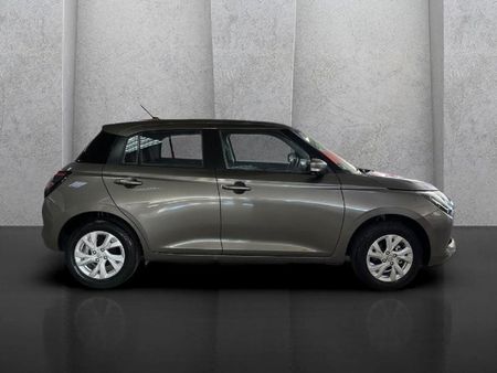 2025-Suzuki-Swift-12-GL-Auto_7